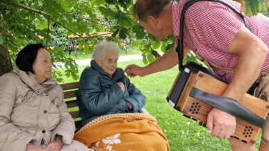 {{brizy_dc_image_alt imageSrc=