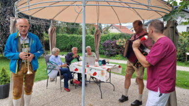 {{brizy_dc_image_alt imageSrc=